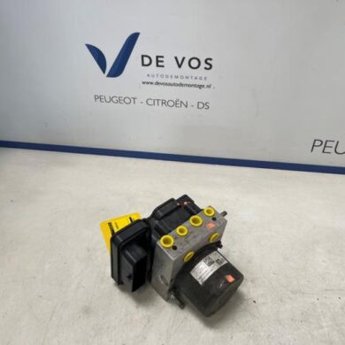 Citroen C3 Aircross 1.2 e-THP PureTech 110 ABS pump HNP 2020 1668674780-1682604180-9834565080