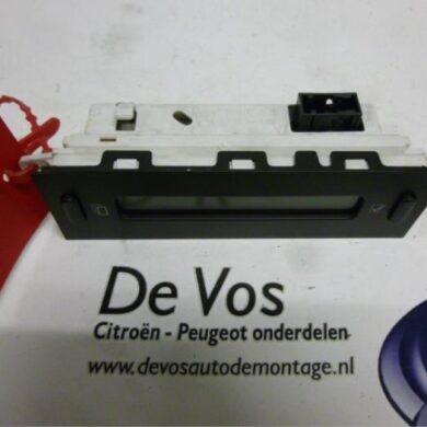 Citroen C2 1.4 HDI Interior display 8HX 2004 6155GJ