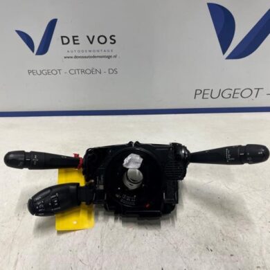 Citroen C3 Aircross 1.2 e-THP PureTech 110 Steering column stalk 2020 98312579ZD-98312572ZD