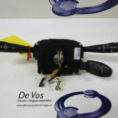 Peugeot 207  Steering column stalk 2007 624258