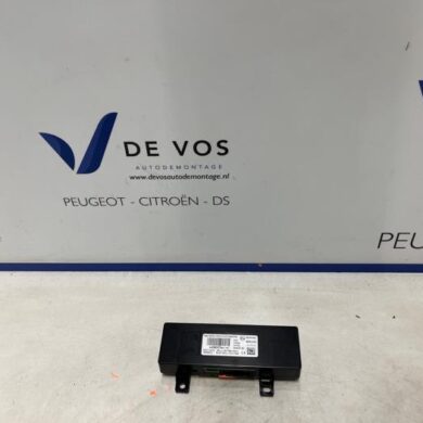 Peugeot 308 1.2 12V e-THP PureTech 130 Phone interface 2019 9829967280-9829237580