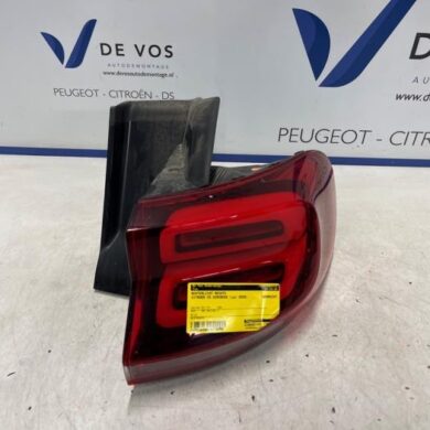 Citroen C5 Aircross 1.2 e-THP PureTech 130 Taillight, right 2020 9817269580