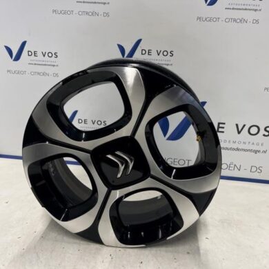 Citroen C3 Aircross 1.2 e-THP PureTech 110 Wheel 2020 YQ00517180