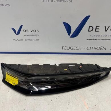 DS Automobiles DS7 Crossback 1.6 16V E-Tense 225 Taillight, left 2023 9841320480