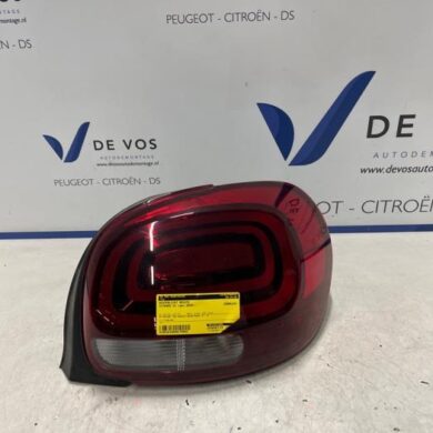 Citroen C3 1.2 12V e-THP PureTech 110 Taillight, right 2020 9812257480