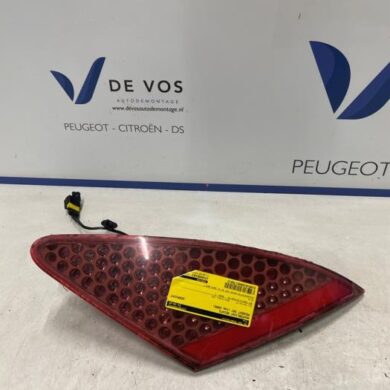 Peugeot 307 2.0 16V Taillight, right 2006 6351S4
