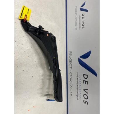 DS Automobiles DS4 1.2 12V Hybrid 136 Ruitensproeiertank voor 2024 9843214980