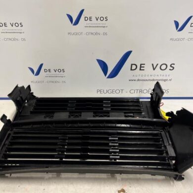 Peugeot 408 1.2 PureTech 130 Luchtgeleider 2023 9817002880-9855653580