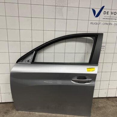 Peugeot 208 1.2 Vti 12V PureTech 75 Tür 4-türig links vorne 2019 9827577980