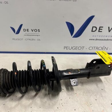 Citroen C5 Aircross  Stoßdämpferstrebe links vorne 2022 9833696780