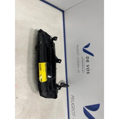 Peugeot 408 1.2 PureTech 130 Dagrijverlichting rechts 2023 9835230880