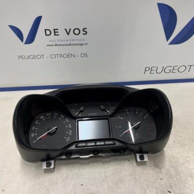 Citroen C3 1.2 12V e-THP PureTech 110 Odometer KM 2020 9837553680