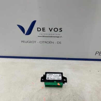 Peugeot 308 1.2 12V e-THP PureTech 130 PDC Module 2019 9824532580-1627738880
