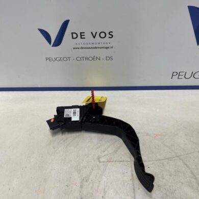 Citroen C4 ë-C4 X 54 kWh Gaspedaal 2024 9837892280