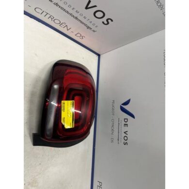 Citroen C3 Aircross 1.2 e-THP PureTech 110 Taillight, left 2018 YQ00042480