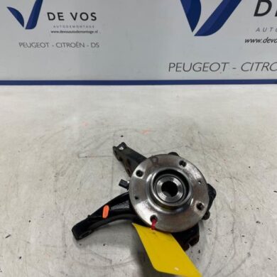 Citroen C4 ë-C4 X 54 kWh Fusee rechts-voor 2024 9826532380