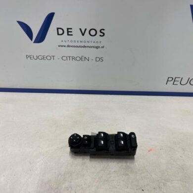 Citroen C5 Aircross 1.2 e-THP PureTech 130 Multi-functional window switch 2020 98319761ZD-98423402ZD