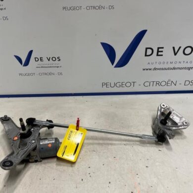 Peugeot 408 1.2 PureTech 130 Front wiper motor 2023 1687896080