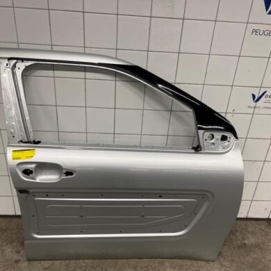Citroen C4 Cactus  Tür 4-türig rechts vorne 2016 9801012880