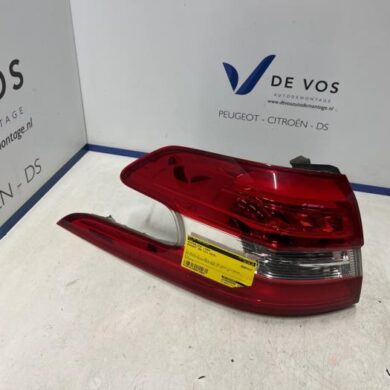 Peugeot 308 1.2 12V e-THP PureTech 130 Taillight, left 2019 9678093980