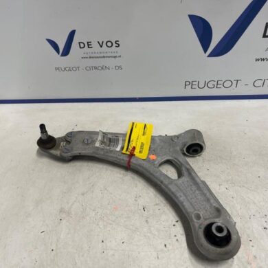 Peugeot 408 1.2 PureTech 130 Front wishbone, left 2023 9815014680
