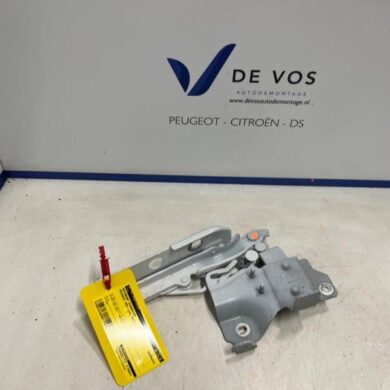 Peugeot 408 1.2 PureTech 130 Bonnet Hinge 2023 9830840580