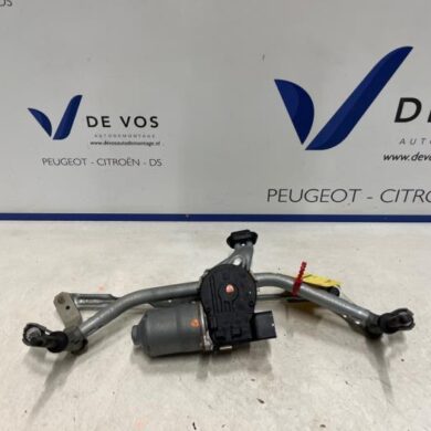 Citroen C3 Aircross 1.2 e-THP PureTech 110 Scheibenwischermotor vorne 2018 YQ00140880