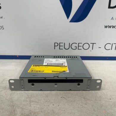 Peugeot 308 2.0 BlueHDi 150 16V CD player 2016 1610916280-1629118180-9805593680