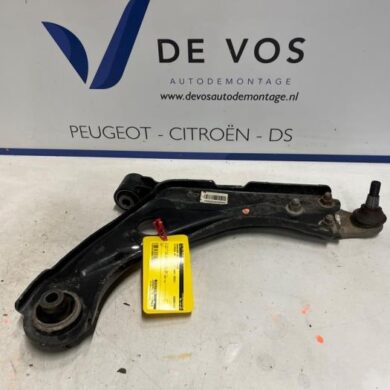 Citroen C5 Aircross  Front wishbone, right 2022 9846329080