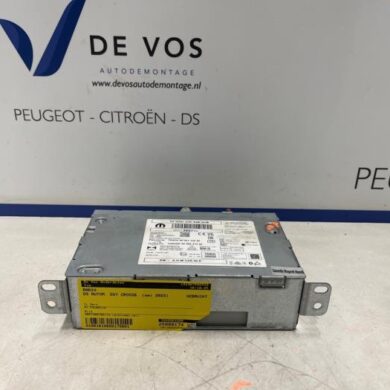 DS Automobiles DS7 Crossback 1.6 16V E-Tense 225 Radio 2023 1684961880-1693541080-9857386780