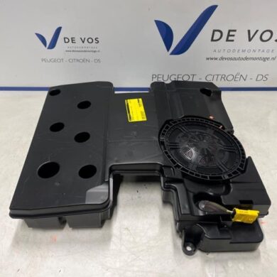 DS Automobiles DS7 Crossback 1.6 16V E-Tense 225 Subwoofer 2023 9809351580