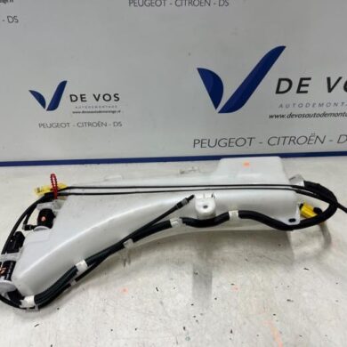 DS Automobiles DS7 Crossback 1.6 16V E-Tense 225 Front windscreen washer reservoir 2023 9830838180