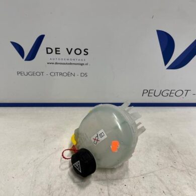 Citroen C4 ë-C4 X 54 kWh Ausgleichsbehälter 2024 9824198680