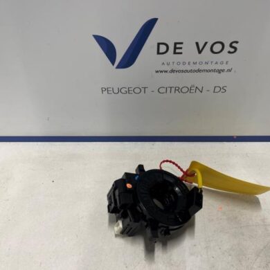 Peugeot 108 1.0 12V Airbagring 2016 B001123680