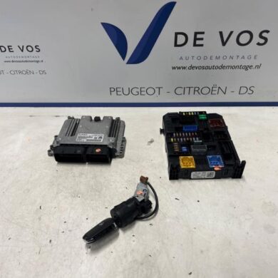 Opel Mokka 1.2 Turbo 12V Computer Motormanagement HNE 2023 9842944180-1680442480-1681792580