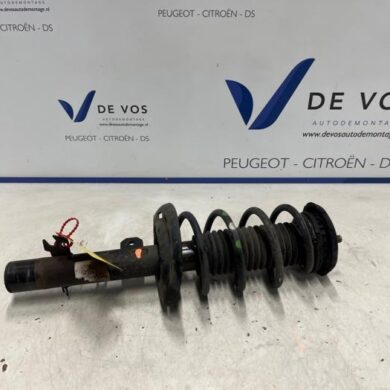 Citroen C3 Aircross 1.2 e-THP PureTech 110 Schokdemperpoot rechts-voor 2018 9827238880