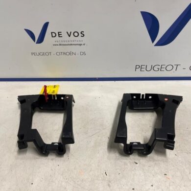 Citroen Jumpy 2.0 Blue HDI 150 Rear bumper frame 2022 9810216480-9810215980