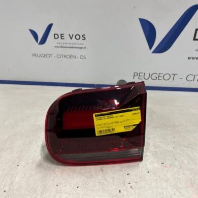 Citroen C5 Aircross  Taillight, right 2022 9845247380