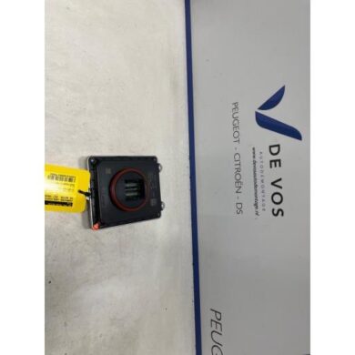 DS Automobiles DS7 Crossback 1.6 16V E-Tense 225 Computer lighting module 2023 1686633880-9849175280