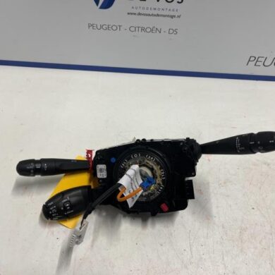 Peugeot 308 1.2 12V e-THP PureTech 110 Steering column stalk 2015 98072689ZD-98154514ZD