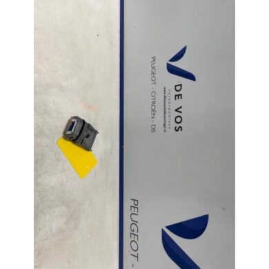 Opel Corsa 1.2 Turbo 12V 130 Kamera Vorderseite 2024 1692685580-9855566280