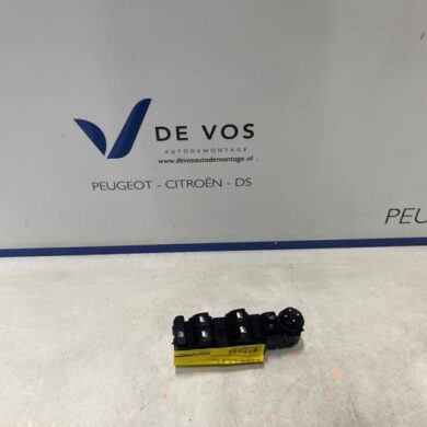 Citroen C4 1.2 PureTech 130 12V Combischakelaar ramen 2022 96788264ZD