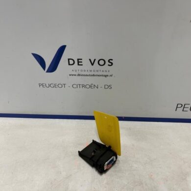 Citroen C4 1.2 PureTech 130 12V Camera voorzijde 2021 9844698980-1677608580-1692666280