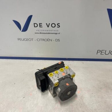 Opel Corsa 1.2 12V 75 ABS Pomp HMH-HM05 2022 9846124480-1688679680