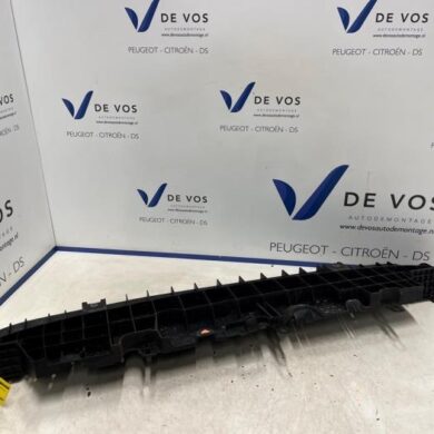 Citroen C3 1.2 Vti 12V PureTech Front bumper frame 2021 9813379780