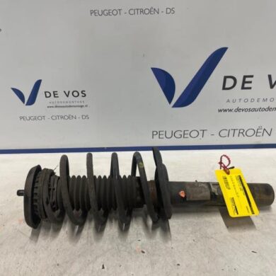 Citroen C3 1.2 12V e-THP PureTech 110 Schokdemperpoot links-voor 2020 9815657980