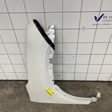 Citroen C5 Aircross  Front wing, right 2022 9825774080
