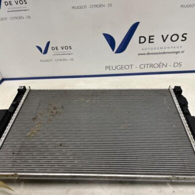 DS Automobiles DS4  Radiator YHZ 2021 9838520180
