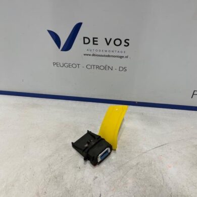 Peugeot 2008 1.2 VTi 12V PureTech 100 Camera voorzijde 2021 9842997780-1681924980-1692663580