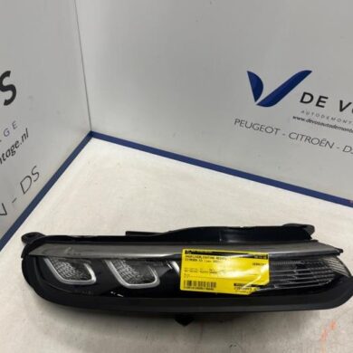Citroen C3 1.2 Vti 12V PureTech Dagrijverlichting rechts 2021 9833480480